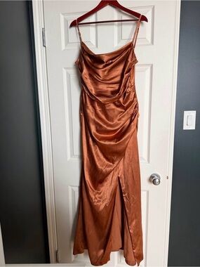 Gorgeous Rust coloured bridesmaid/prom/wedding guest dress from Birdie Grey XXL